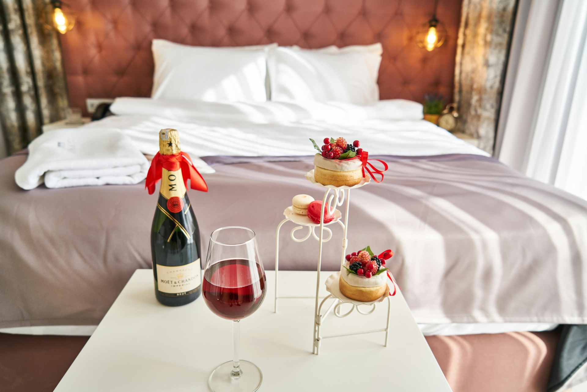 Hotel_Room-1
